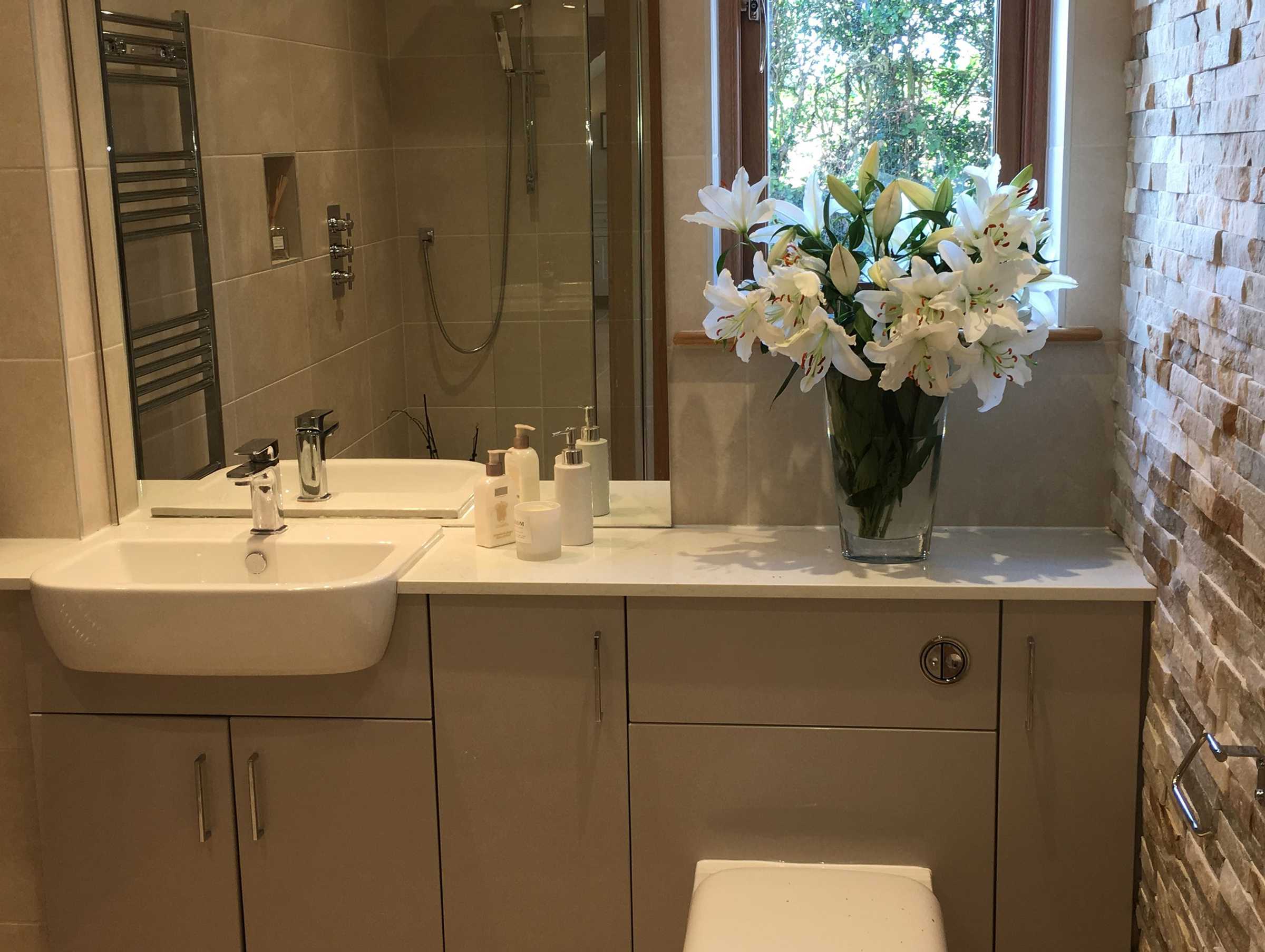 Neutral Stone Bathroom